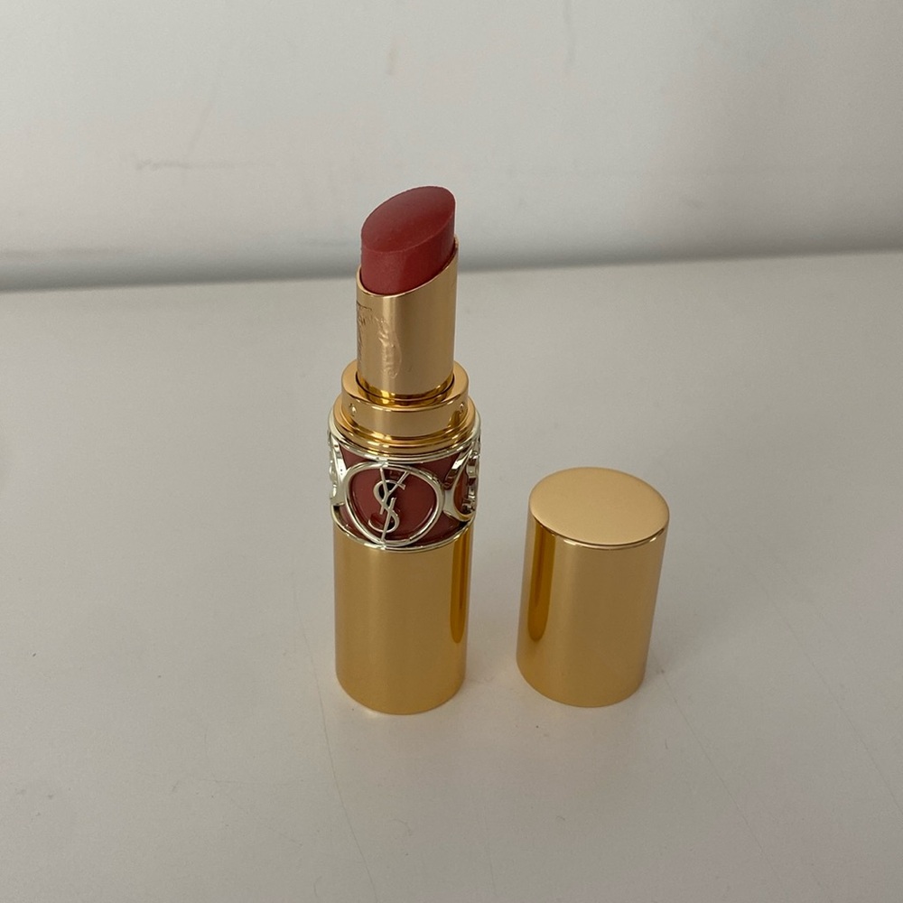 Yves Saint Laurent YSL Loveshine Lip Oil Stick 150 Nude Lingerie 3.2 g BRAND NEW